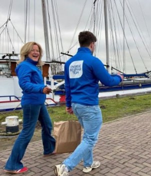 Bekijk de afbeelding in een volledig scherm